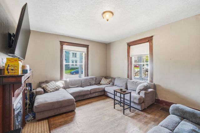 2661 Bellevue Avenue, Cincinnati, OH 45219