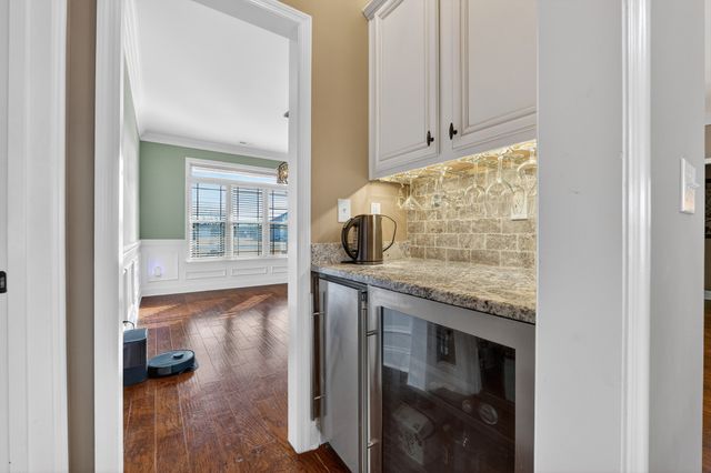 33 Ivy Dr, Fayetteville, TN 37334