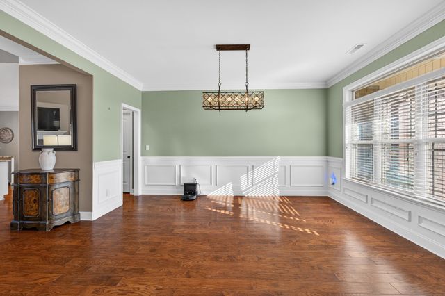 33 Ivy Dr, Fayetteville, TN 37334