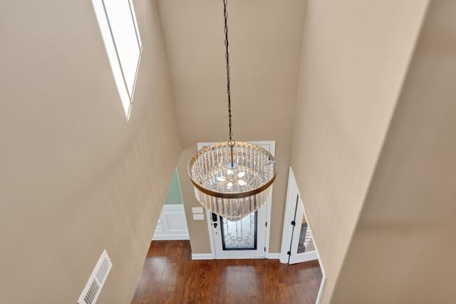 33 Ivy Dr, Fayetteville, TN 37334