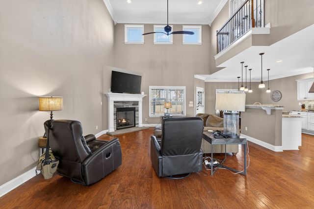 33 Ivy Dr, Fayetteville, TN 37334