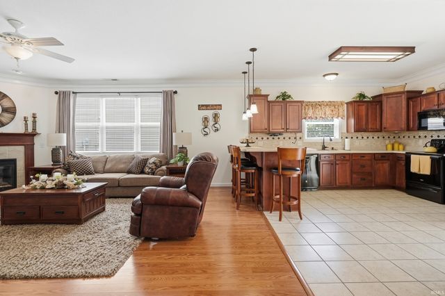 2011 Christie Cove, Fort Wayne, IN 46808