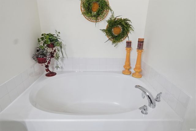 2011 Christie Cove, Fort Wayne, IN 46808