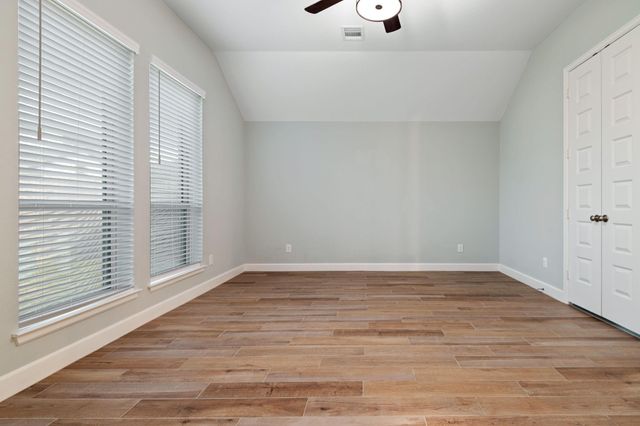 19334 Belmont Stakes Way, Tomball, TX 77377