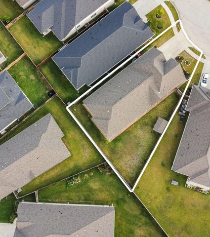 19334 Belmont Stakes Way, Tomball, TX 77377