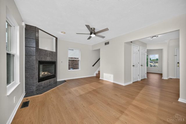11909 Winston Circle, Forest Park, OH 45240