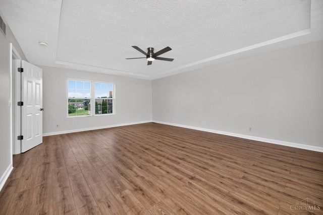 11909 Winston Circle, Forest Park, OH 45240