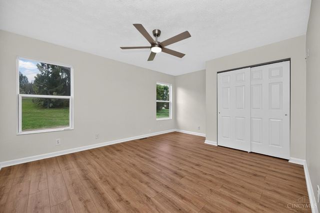11909 Winston Circle, Forest Park, OH 45240