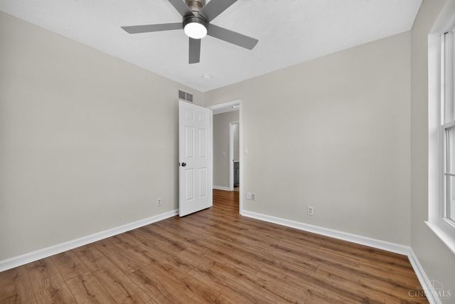 11909 Winston Circle, Forest Park, OH 45240