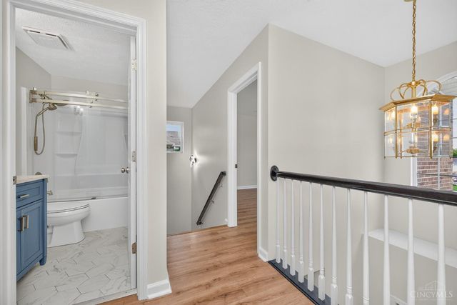 11909 Winston Circle, Forest Park, OH 45240