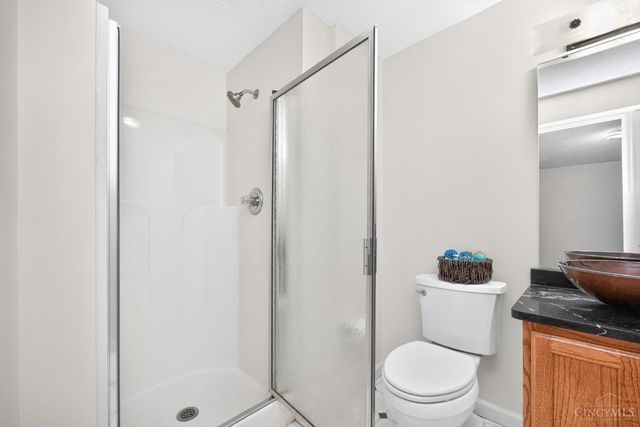 11909 Winston Circle, Forest Park, OH 45240