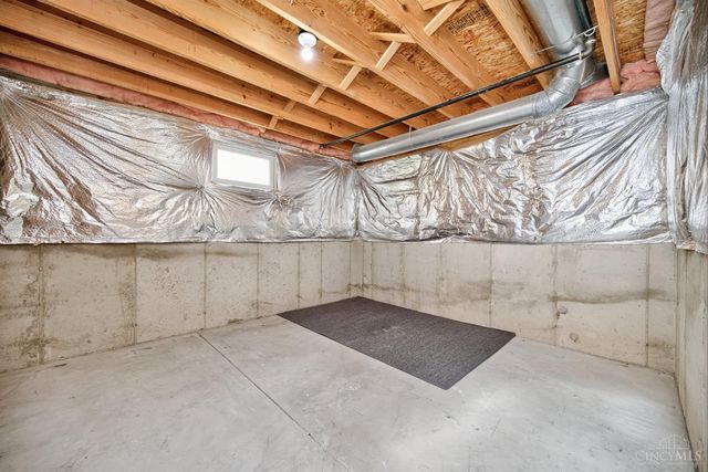 11909 Winston Circle, Forest Park, OH 45240