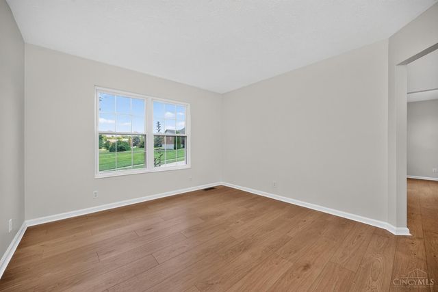 11909 Winston Circle, Forest Park, OH 45240
