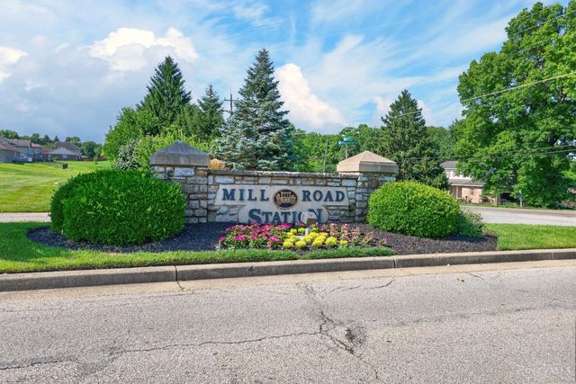 11909 Winston Circle, Forest Park, OH 45240