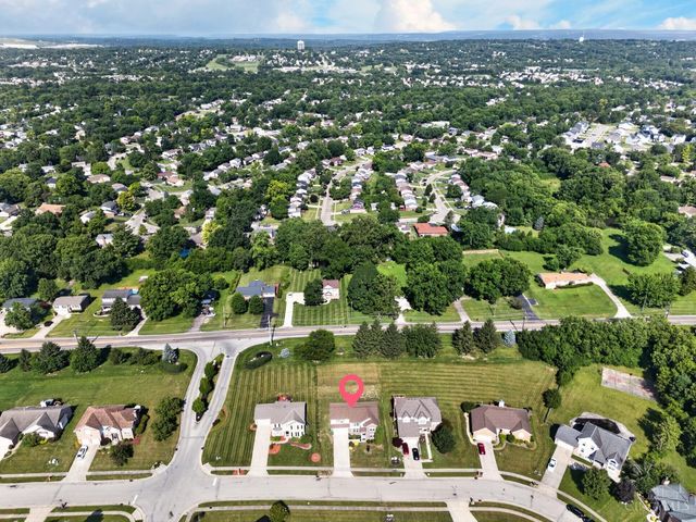 11909 Winston Circle, Forest Park, OH 45240