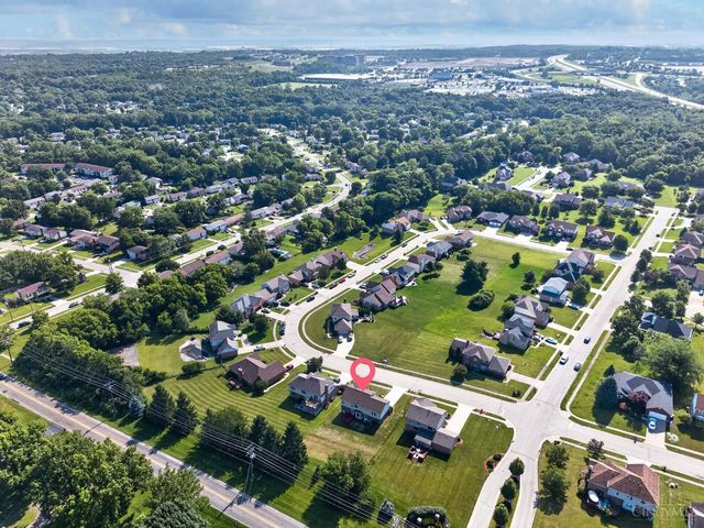 11909 Winston Circle, Forest Park, OH 45240