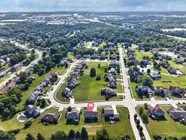 11909 Winston Circle, Forest Park, OH 45240