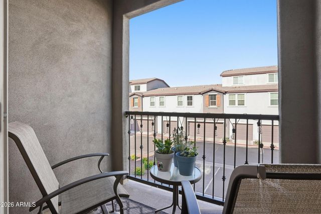 2357 E HIDALGO Avenue, Phoenix, AZ 85040