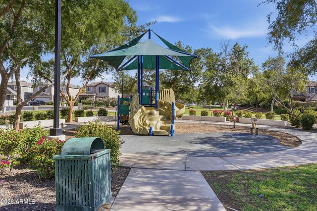 2357 E HIDALGO Avenue, Phoenix, AZ 85040