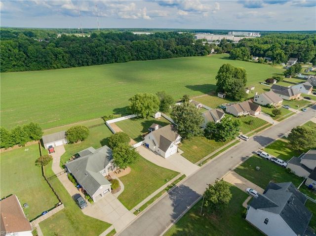 4018 Hargrove LNDG, Suffolk, VA 23435