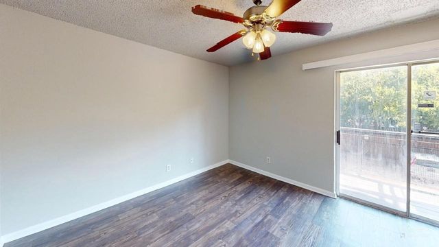 4502 Gaston Avenue 215, Dallas, TX 75246