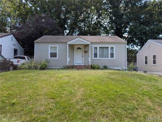 9720 Lilly Jean Drive, Florissant, MO 63134
