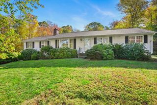 93 Hogs Back Road, Oxford, CT 06478