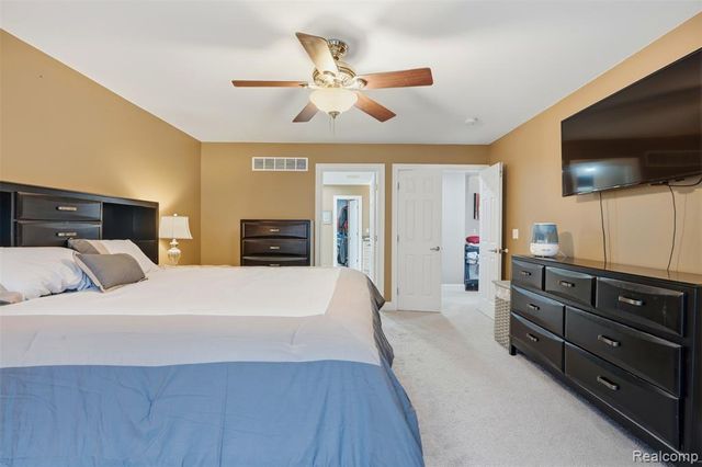 65690 North Avenue, Ray, MI 48096