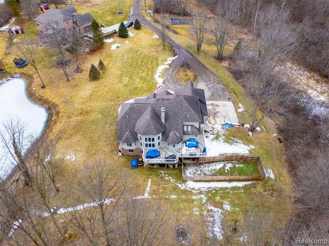 65690 North Avenue, Ray, MI 48096