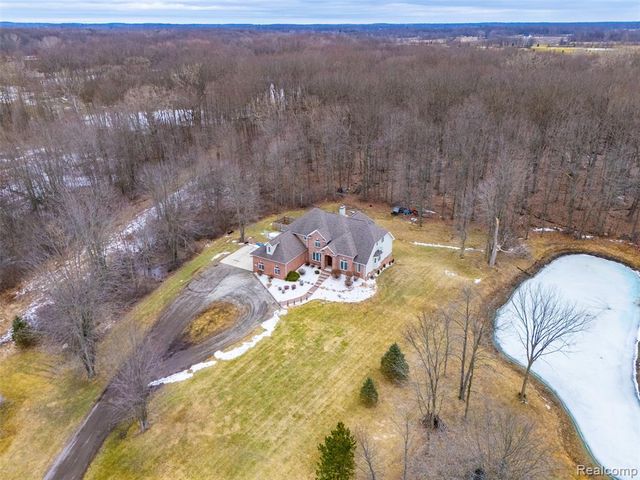 65690 North Avenue, Ray, MI 48096