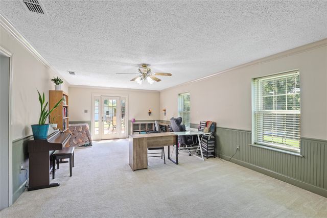 100 Madison Drive, Longview, TX 75603