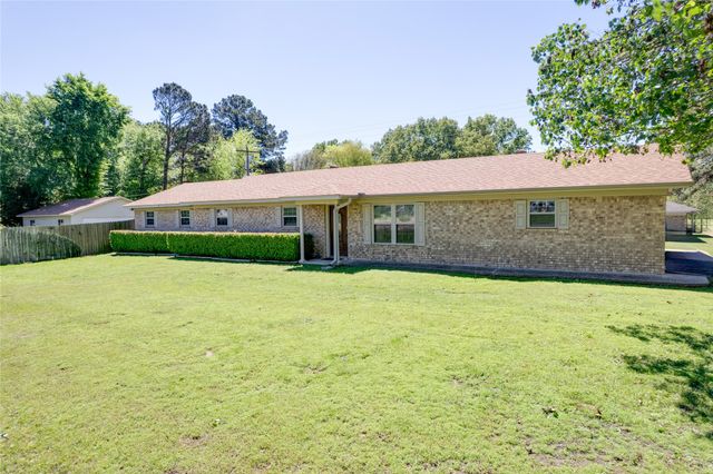 100 Madison Drive, Longview, TX 75603