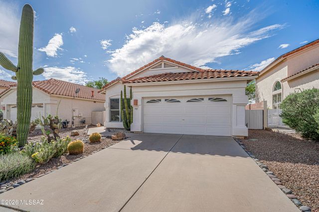 12163 N Seasons Loop, Oro Valley, AZ 85755