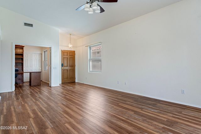 12163 N Seasons Loop, Oro Valley, AZ 85755