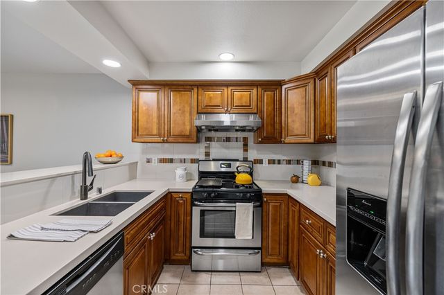 78 N Sierra Bonita Avenue 2, Pasadena, CA 91106