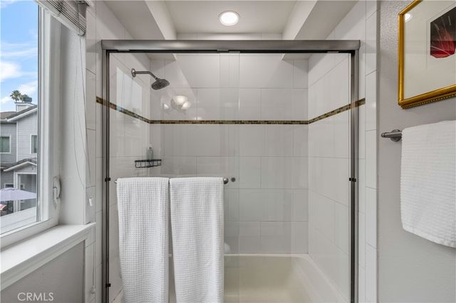 78 N Sierra Bonita Avenue 2, Pasadena, CA 91106