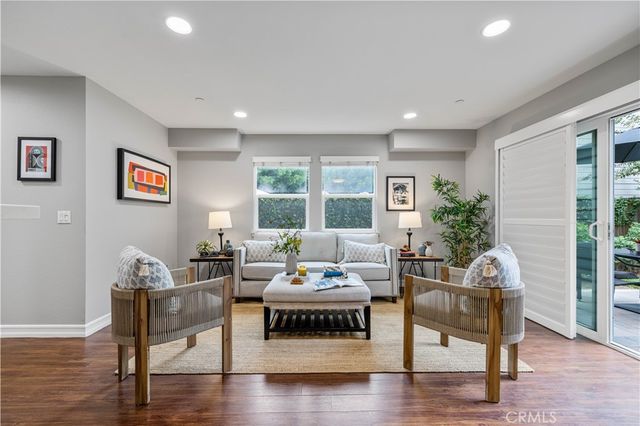 78 N Sierra Bonita Avenue 2, Pasadena, CA 91106