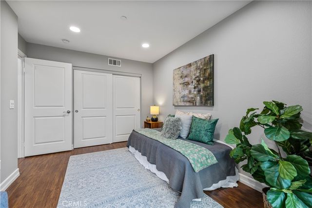 78 N Sierra Bonita Avenue 2, Pasadena, CA 91106