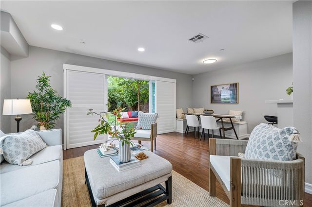 78 N Sierra Bonita Avenue 2, Pasadena, CA 91106