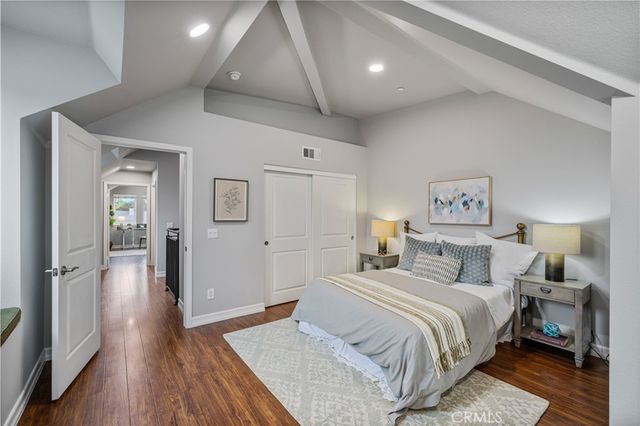 78 N Sierra Bonita Avenue 2, Pasadena, CA 91106