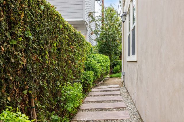 78 N Sierra Bonita Avenue 2, Pasadena, CA 91106