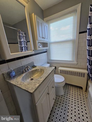 6105 FREDERICK RD, Catonsville, MD 21228