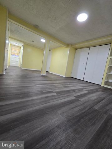 6105 FREDERICK RD, Catonsville, MD 21228