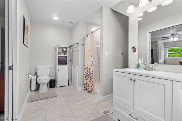 2136 E Sprague Road, Broadview Heights, OH 44147