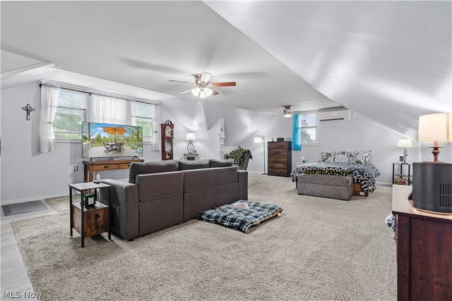 2136 E Sprague Road, Broadview Heights, OH 44147