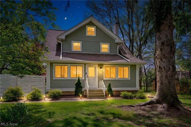 2136 E Sprague Road, Broadview Heights, OH 44147