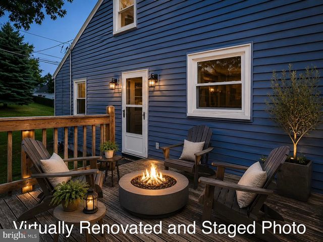 521 WEST DR, Harrisburg, PA 17111