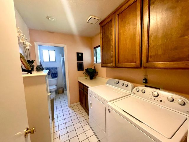 2052 Del Rio Dr, Stockton, CA 95204
