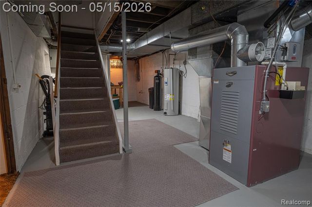 56800 8 Mile Road, Northville, MI 48167