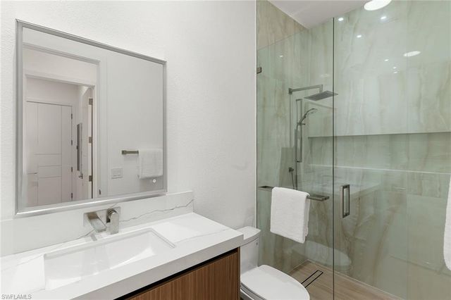 8745 Mustang Island CIR, Naples, FL 34113